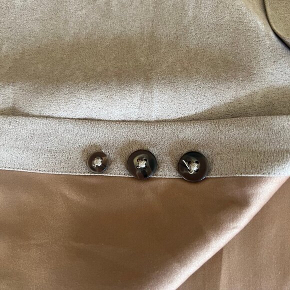 Men's Croft & Barrow Faux Tan Suede. Long Sleeve, Button Down, Size Large - Picture 8 of 9